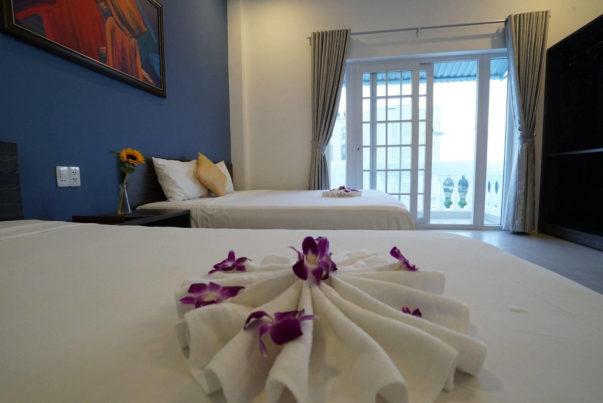 Golden Sunset Hotel Хойан Экстерьер фото